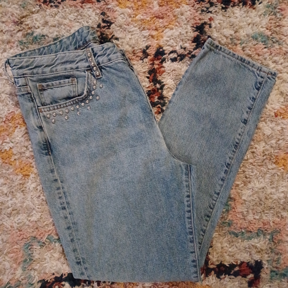 H&M Studded Jeans • Vintage Fit • Straight Leg • Button Fly • Size 32